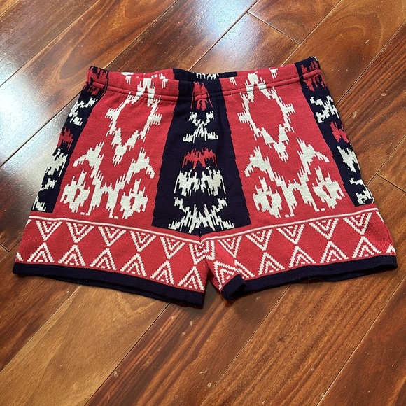 Urban Outfitters Red & Navy High-waist Knit Sweater Shorts Sz L | Sparkle & Fade - Picture 1 of 9